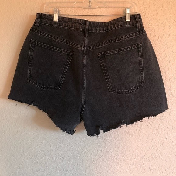ASOS Highwaist Cutoffs - Picture 5 of 6